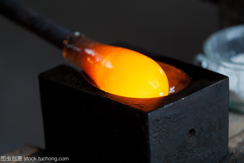 玻璃鼓風(fēng)機(jī)匠心獨(dú)運(yùn) 打造專(zhuān)屬產(chǎn)品代理新篇章